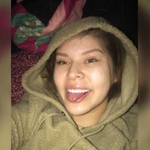 Meet your Posher, Stefani